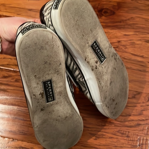 Good condition zebra sequin Sperry - Picture 4 of 4